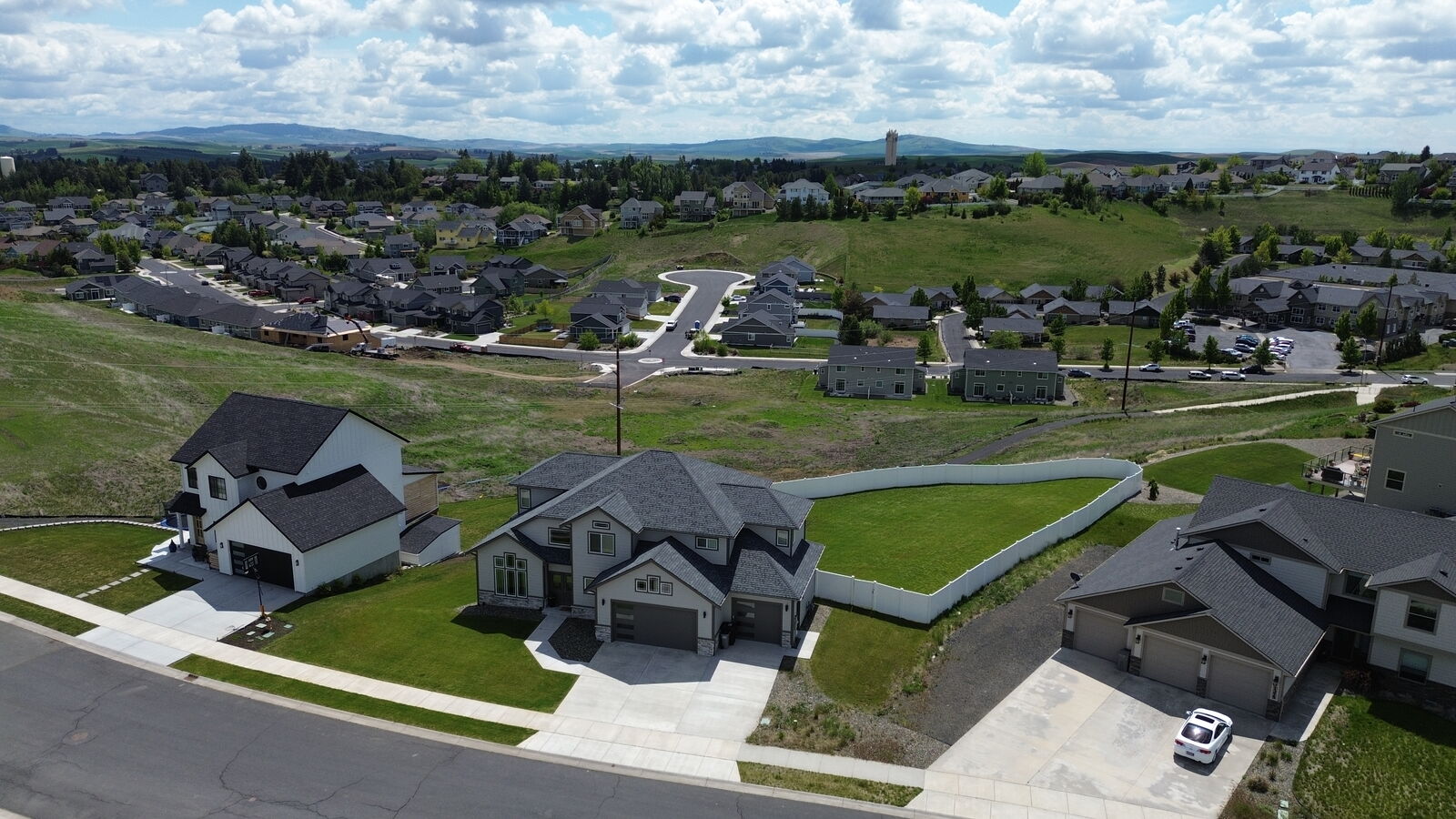 Aerial view of home in the Moscow / Pullman area